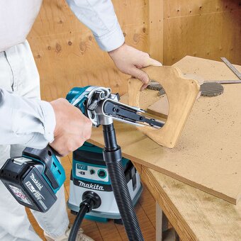 Makita DBS180Z - akumulátorový pásový pilník - 3