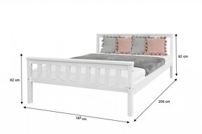 Drevena biela postel - 3