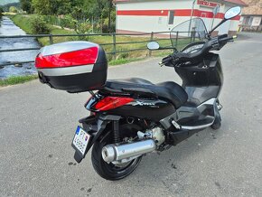 YAMAHA X MAX 125 i - 3