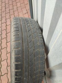 Honda 225/65 R17 - 3