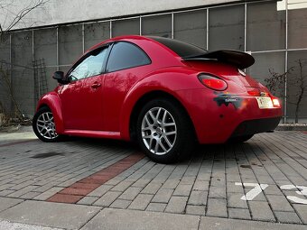 Volkswagen New Beetle - 3