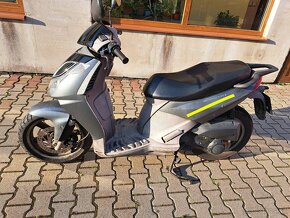 Aprilia Sportcity 200 - 3