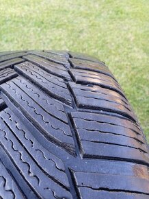 215/60 r16 zimné pneu.6 mm - 3