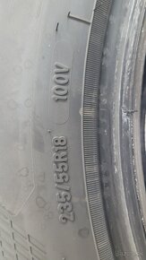 Pneu. GOODYEAR 235/55 R18 100V - 3