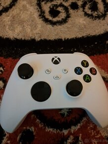 Xbox One S a hry - 3