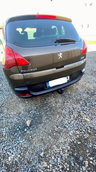 Peugeot 3008 1,6 hdi rok 7/2011 - 3