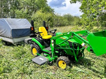 John Deere 1026r - 3