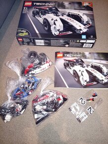 Lego Technic 42137 - 3