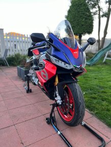 Aprilia RS660 - Lava Red - 4100km - kupene 4/2024 v Styxe - 3