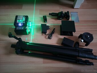 360 stupňový NIVELÁK  so štyrmi lasermi plus 1,2 m statív - 3