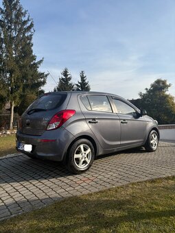 Hyundai i20 benzin 2014, 129tis km, 1. majiteľ, SK auto - 3