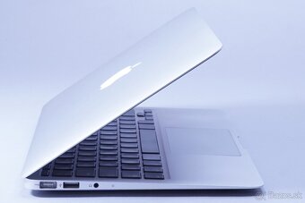 ZÁRUKA/Macbook Air 11.6"/I5 1.6GHZ/4GB RAM/128GBSSD/CZ - 3