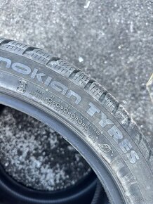 Zimné pneumatiky Nokian 235/40 R18 - 3