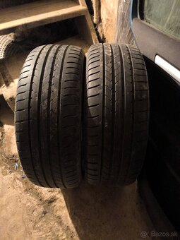 Goodyear  215/60 R16 - 3