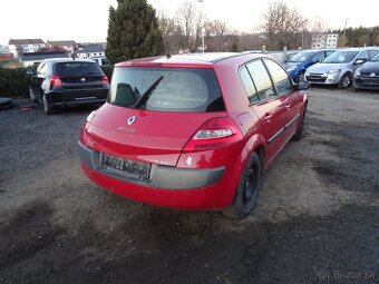 Renault Megane, 1,6i 16V 82 kW - 3