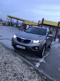 KIA SORENTO - 3