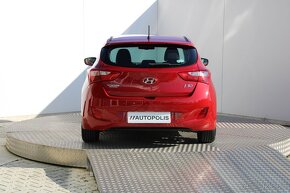 HYUNDAI i30 Go 1,4 MPi 74 kW - 3