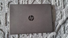 HP 240 G8 - 3