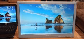 Monitor LG FLATRON W2230S - 3