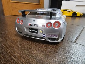 Rc auto Nissan GTR - 3