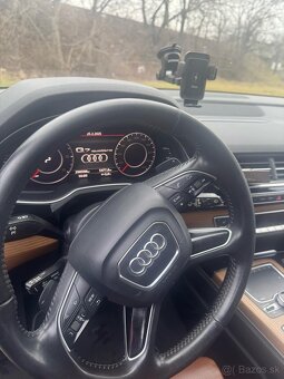 Audi Q7 3.0 D - 3