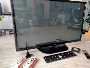 50" PENTOUCH PLAZMOVÁ TV 3D, FULL HD - 3