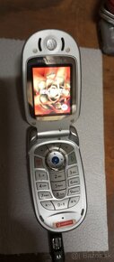 Motorola v 300 - 3