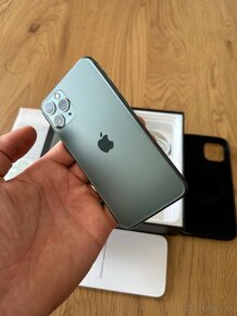 iPhone 11 Pro 64 gb Midnight Green - 3