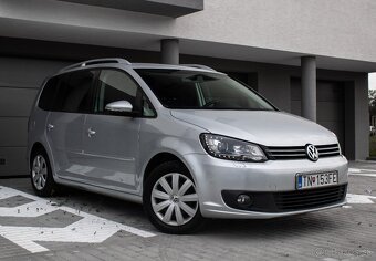 Volkswagen Touran 1.6 TDI Comfortline DSG - 3