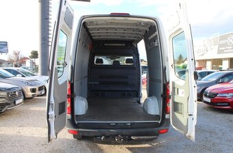 Volkswagen Crafter 2,0 TDI , 103 kW, M6, 5d. - 3