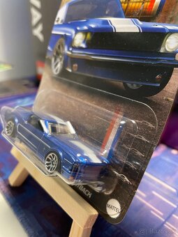 Hot Wheels CHASE Ford Mustang - 3