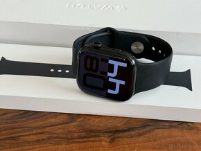 Apple Watch 10 46mm Jet Black len vyskušane - 3