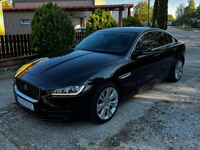 Jaguar XE 2.0d 180k Portfolio - 3