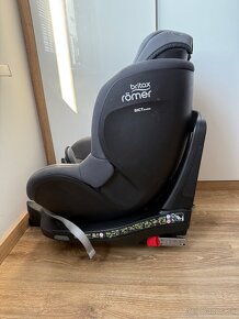 Britax Romer Dualfix pro M 61-105cm - 3