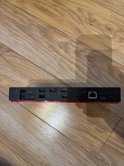 Lenovo ThinkPad Thunderbold 3 Workstation Dock Gen 2 90W - 3