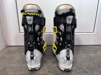 Scarpa Maestrale RS mondo 275 / eu 43 - 3