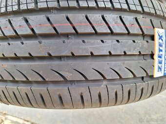 Letné pneumatiky 215/45 R18 - 3