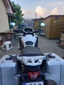 HONDA CROSSTOURE VFR 120XD - 3