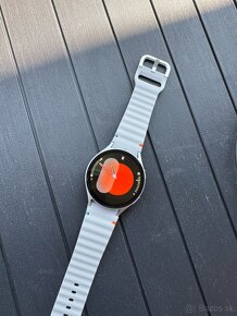 Samsung Galaxy Watch 7 - strieborne - 44 mm - nové - 3