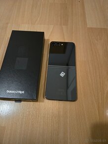 Samsung galaxy Z flip 5 - 3