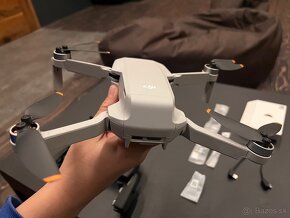 Dron DJI MINI SE - 3