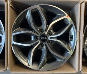 Nové originál Alu kola Kia Pro Ceed III 7,5x18 ET55 5x114,3 - 3