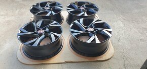 Renault megane gt line 5x114,3 r18  honda mazda suzuki crv - 3