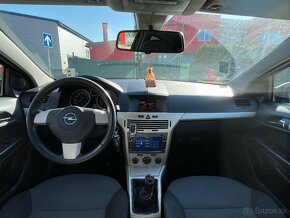 OPEL ASTRA H GTC 1.8 103kw - 3