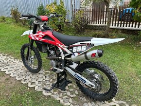 Predám Husqvarna TC250 2011 vstrek - 3