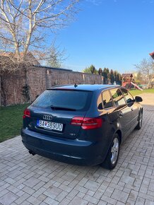 Audi A3 Sportback 1.8 T FSI Attraction S tronic - 3