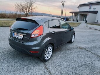 Ford fiesta - 3