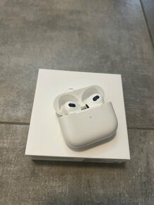 Apple AirPods 3 - 3