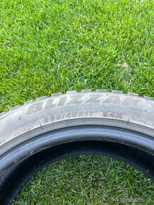 Zimne pneu 235/45 R17 Bridgestone - 3