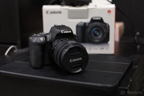 Canon EOS 200D - 3